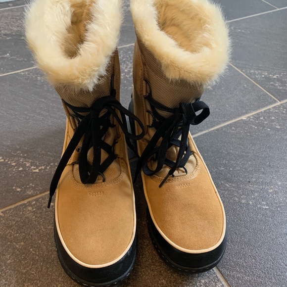 Sorel ladies winter boots size 9 - Picture 5 of 7